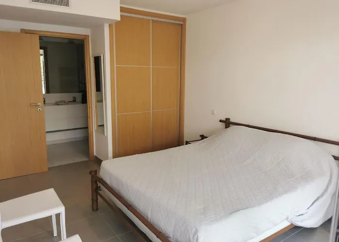 Appartamento Centre Les Pins 2p White Pearl Garage *